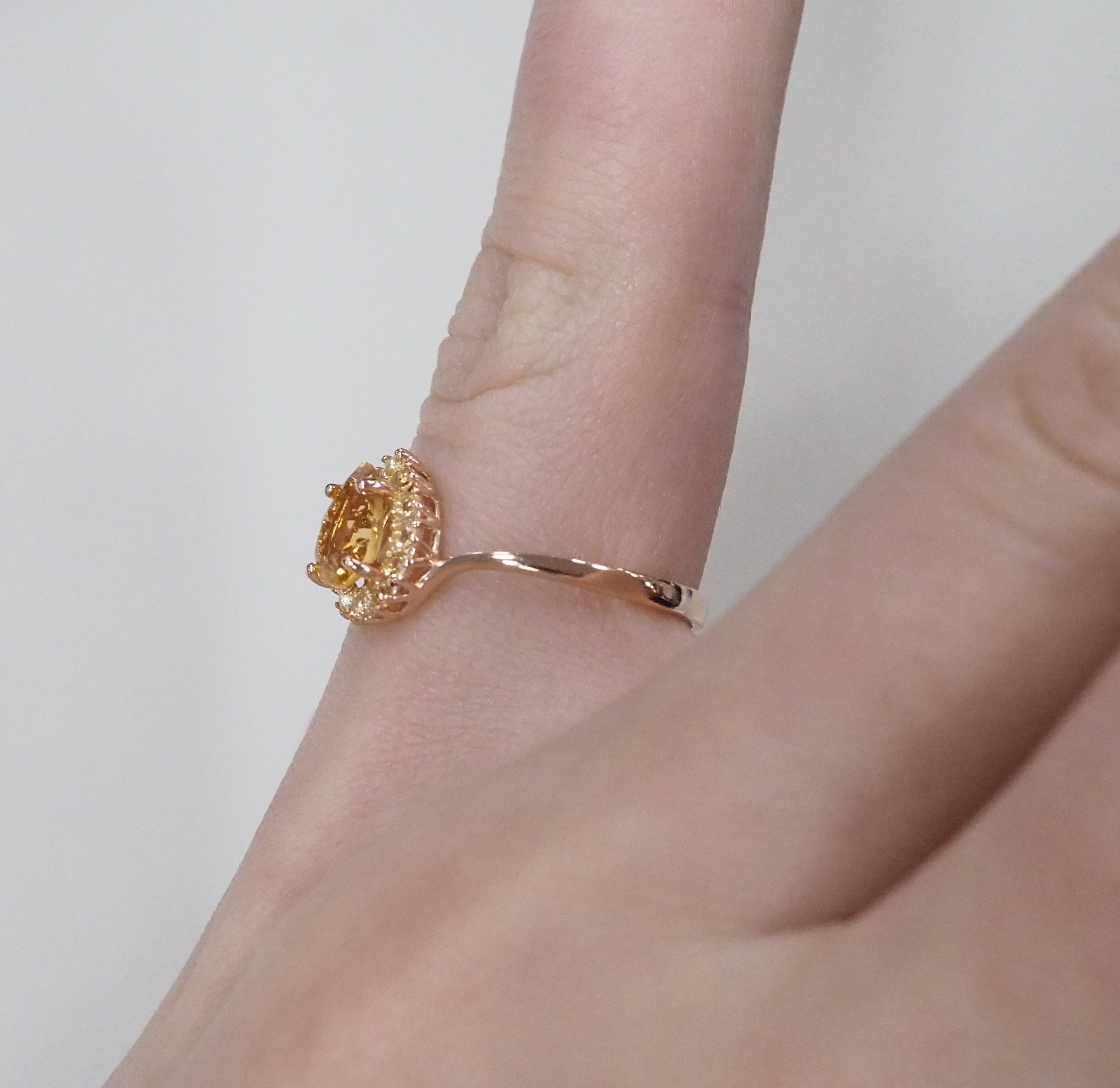 Серебряное кольцо с цитринами